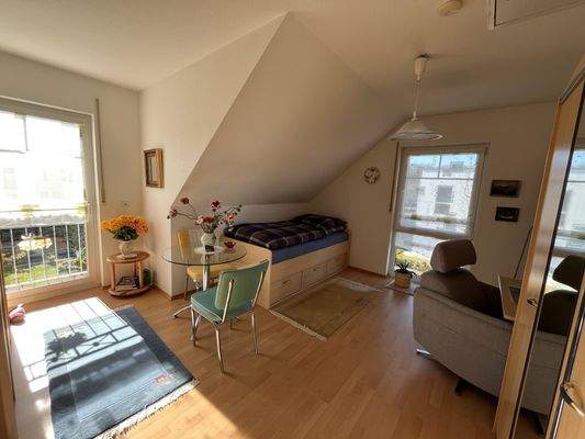 1. OG Arbeits-/Kinderzimmer 1