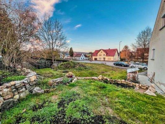 Blick auf den noch frei gestaltbaren Garten