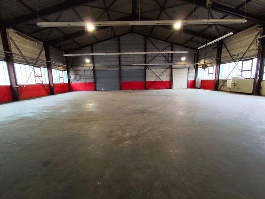 3. Halle 3 Mitte.jpg