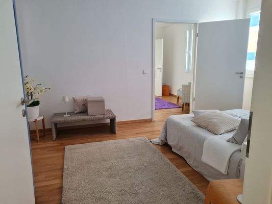 Schlafzimmer / Ankleideraum