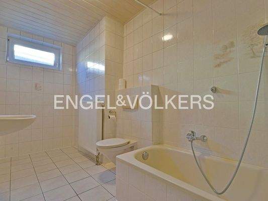 Das Bad...funktionell und klar im Design