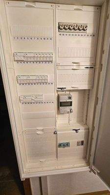 25 Elektro-Verteilung.jpg