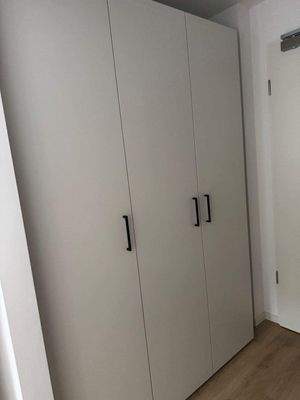 Ap. D18 Schrank.jpg
