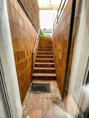 Kellertreppe zum Garten
