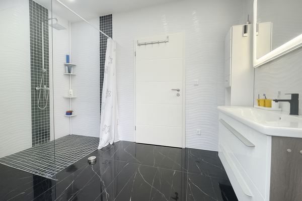 Gäste Badezimmer mit WC