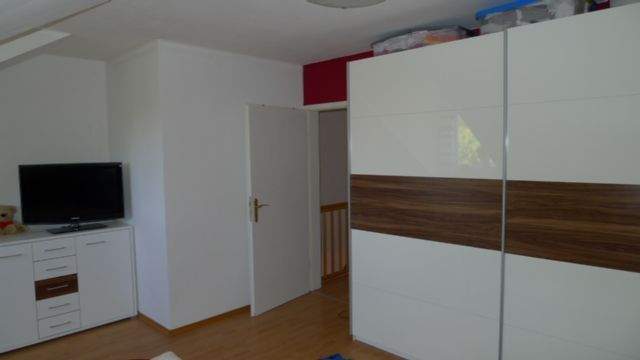 036 Schlafzimmer.JPG