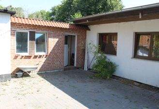 Ansicht Seite Gaststätte und Nebengebäude