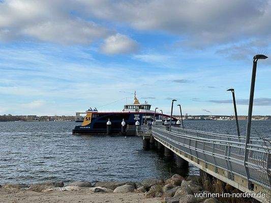 Fähranleger für Wasserbus fußläufig