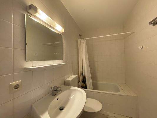 Haus 1 - Badezimmer, Einliegerwohnung