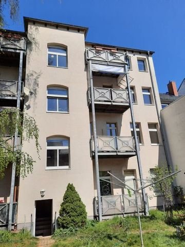 gemütliche 3 Raum-Wohnung mit schönem Balkon- erster Monat ...