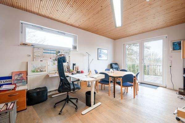 Büro (Wohnung Eigentümer)