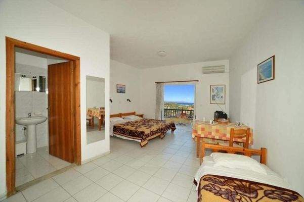 Kreta, Aspro: Apartmenthotel mit Pool und Meerblick zu verkaufen