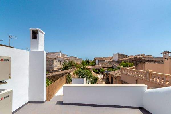 Dachterrasse mit Blick über die Nachbarschaft