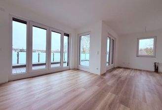 Exclusiv und lichtdurchflutet