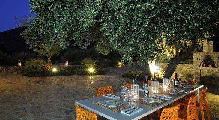 Haus auf Kreta mit Panoramablick auf die Bucht von Elounda