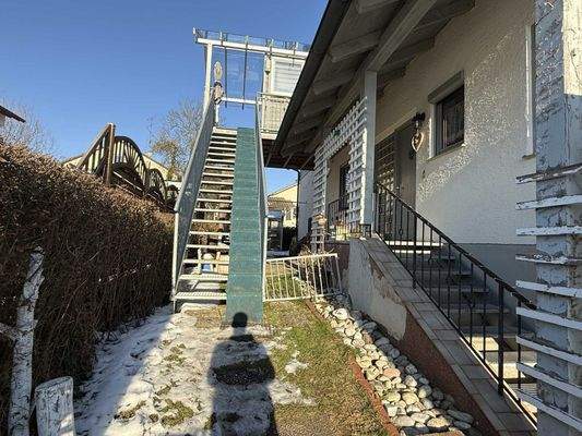 Außentreppe Wohnung DG