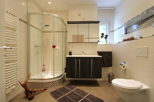 Badezimmer_Dachgeschoss