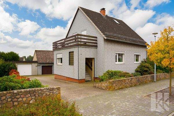 Hausansicht vom Boden...