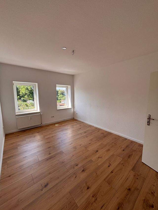 Erstbezug nach Renovierung – Stilvolle 2-Zimmer-Wohnung in Leipzig-Möckern - Foto 1