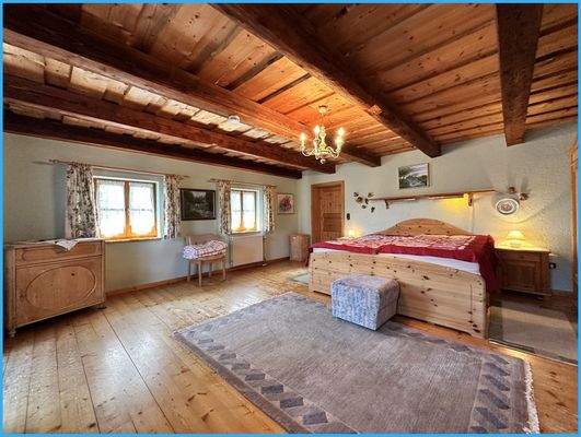 großes Schlafzimmer