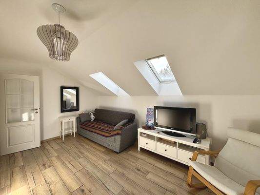 ausgebautes Zimmer im Dachgeschoss