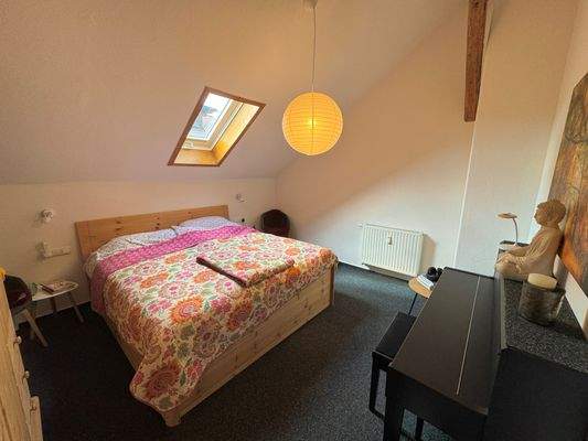 Schlafzimmer (unten)