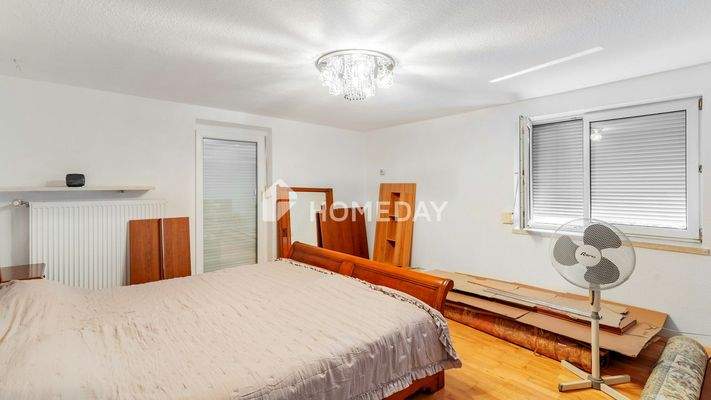 1. OG Schlafzimmer 1 1