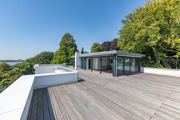 Südost-Dachterrasse ...