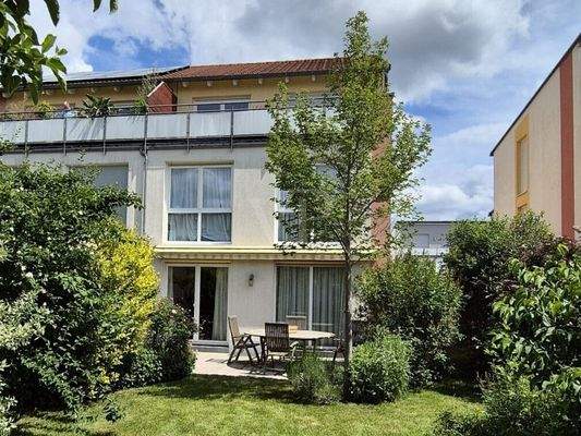 Gartenansicht Sommer