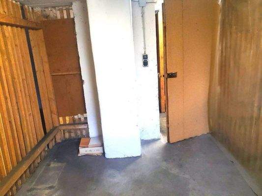 Geräumiger Keller mit Strom