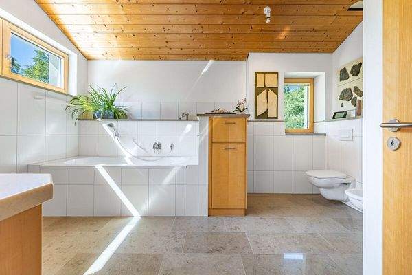 Großzügig und offen