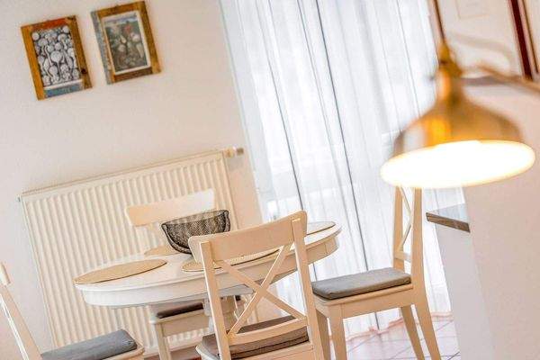 Küche - Essbereich 5.jpg