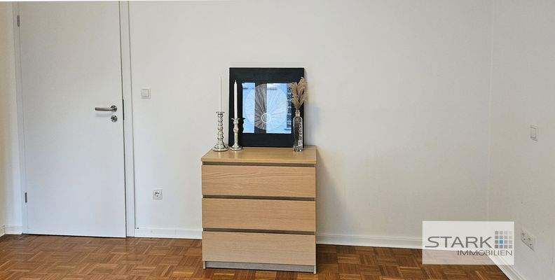 Schlafzimmer Eingang.jpg