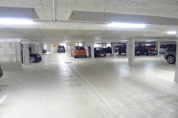 2 Tiefgaragenstellplätze gegen Mehrpreis verfügbar