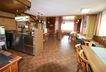 Gastraum mit Theke