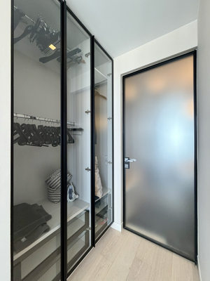 Cosmopolitan Twarda 2/4 in Warschau