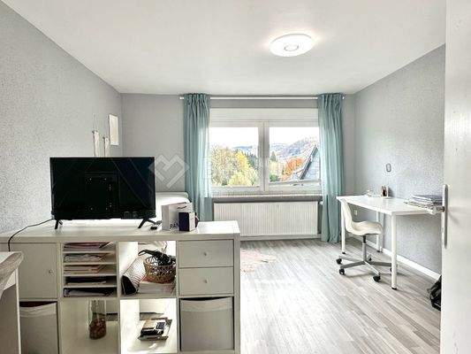 Großes Kinderzimmer