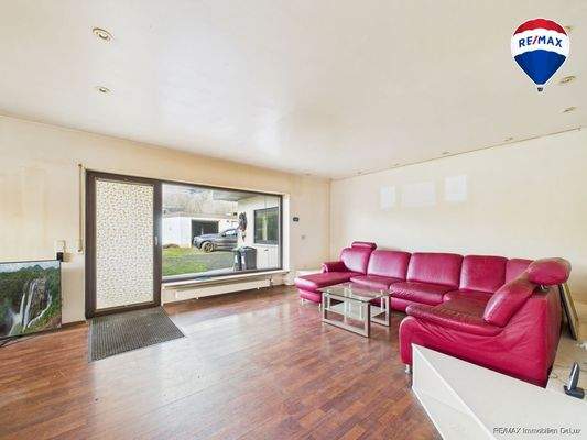 REMAX Immobilien DeLux Bungalow in Wadrill zu verkaufen