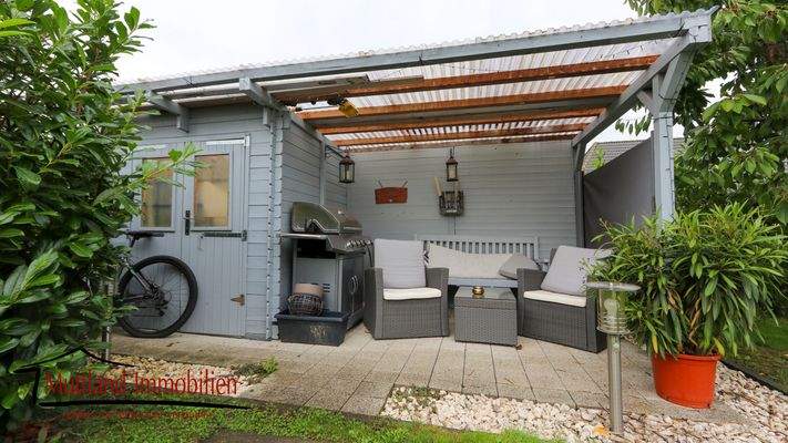 3. Terrasse Gartenhäuschen