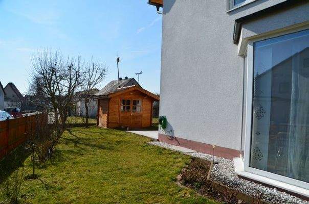 Garten auf der Ost-Seite