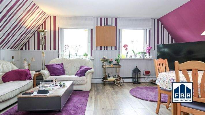 Wohnzimmer im Dachgeschoss