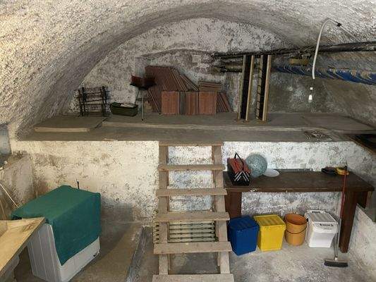 Keller gemeinschaftlich genutzt