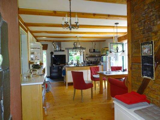 Küche mit Essbereich 