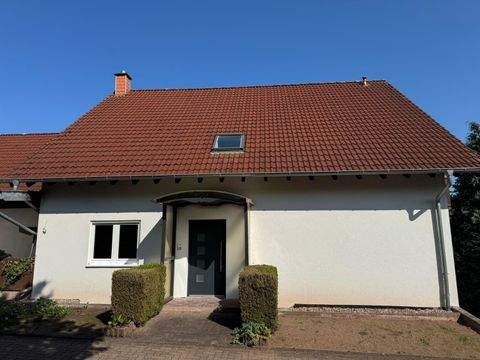 66887 Häuser, 66887 Haus mieten 