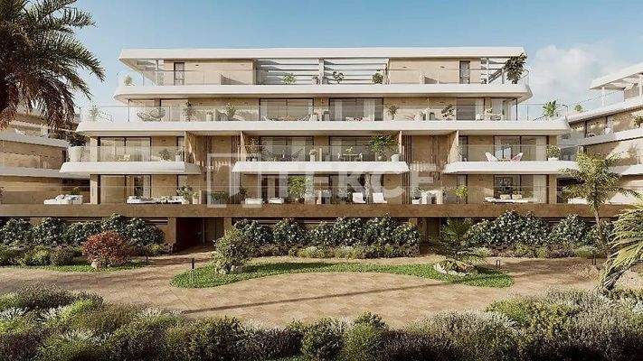 Seaview Homes in Natural Setting of Estepona