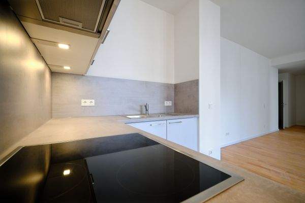 (Musterwohnung) moderne Einbauküche