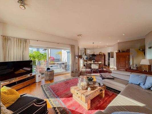 Wohnzimmer mit Terrassenzugang
