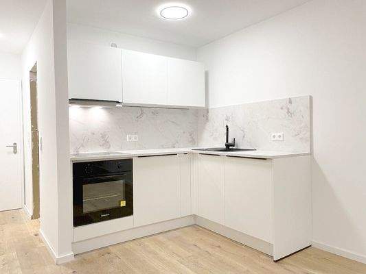 Sehr schicke neue Einbauküche