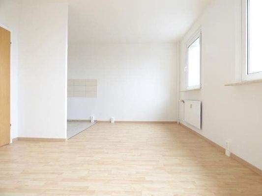 Wohnzimmer mit Blick zur Sitzecke