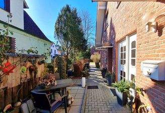 Sitzplatz vor der Wohnungseingangstür